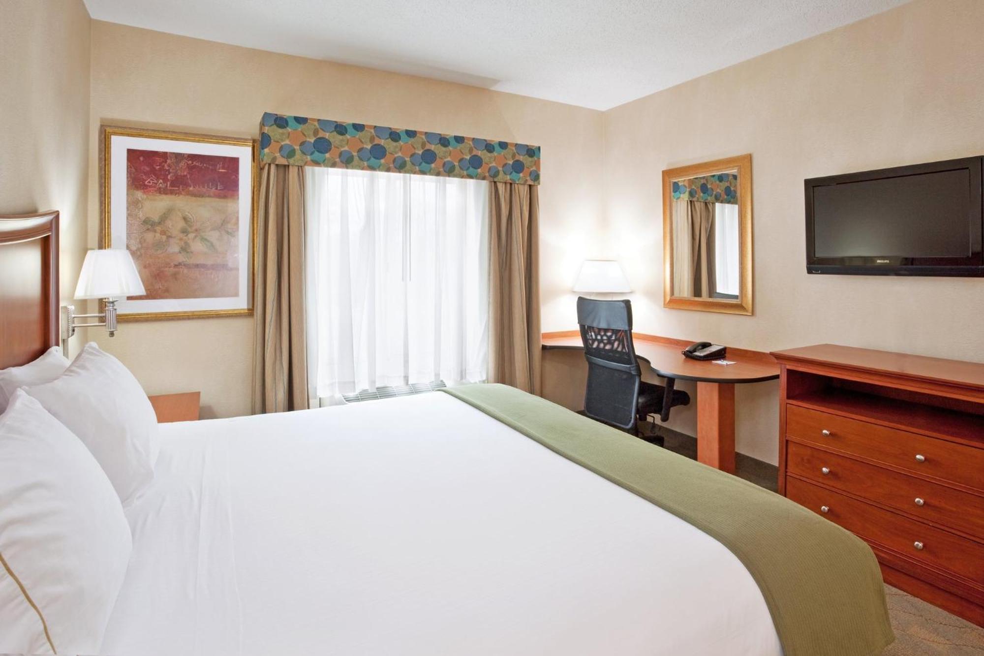 Holiday Inn Express Hotel & Suites Auburn Hills By Ihg Exterior foto