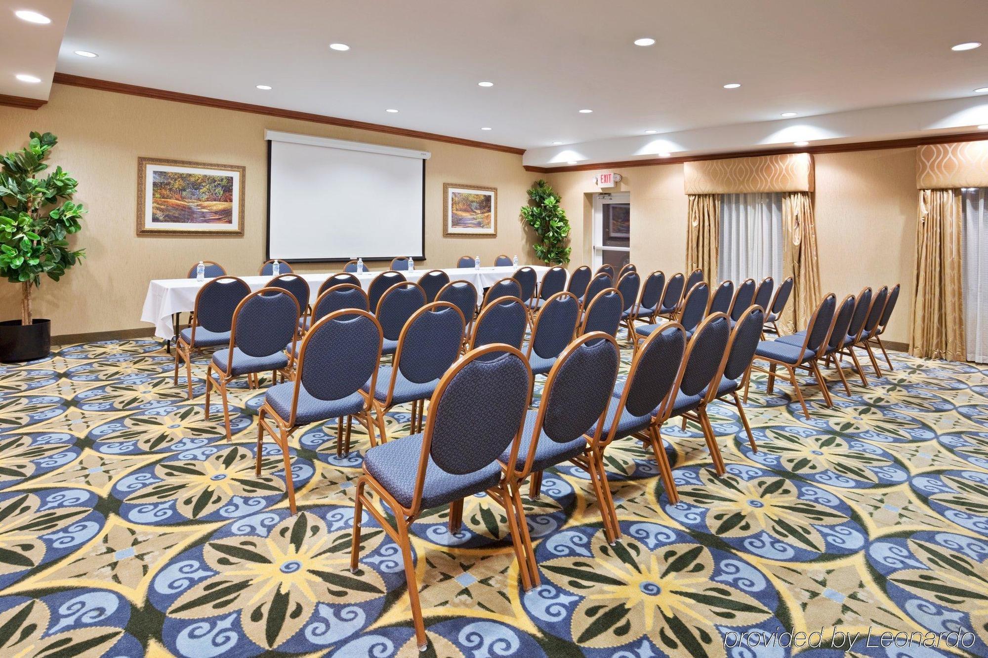 Holiday Inn Express Hotel & Suites Auburn Hills By Ihg Facilidades foto